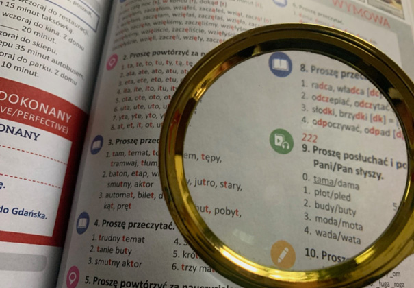 Książka studenta i ćwiczenia. Fragment sekcji WYMOWA